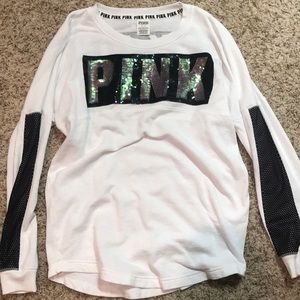 Victoria Secret’s PINK long sleeve tee